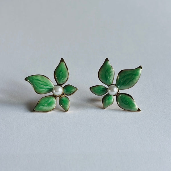 Boucles Béla vertes