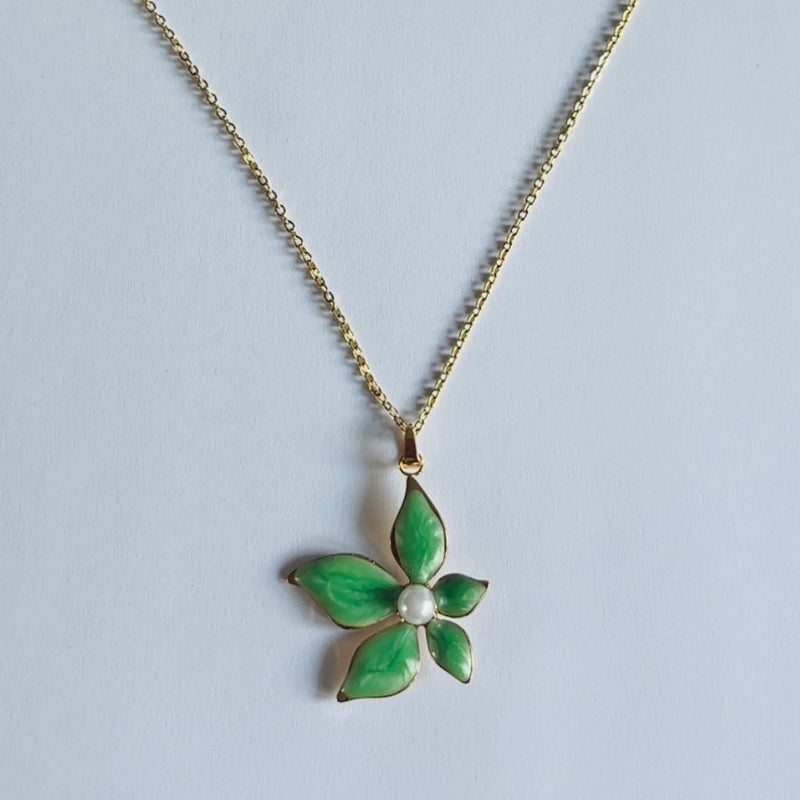 Collier Néla